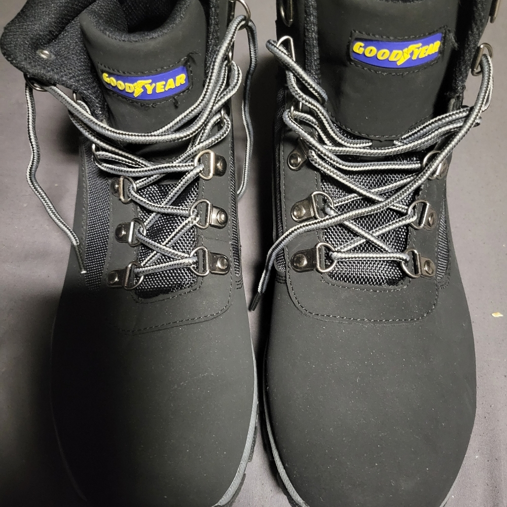 Good Year men's black work boots